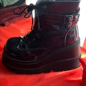 Demonia shaker-52 hologram.